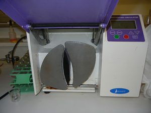 This is the stomacher machine - one of the three methods used to process juice. The other two were hand pressing in a ziploc bag and hand pressing then wringing through cheesecloth.