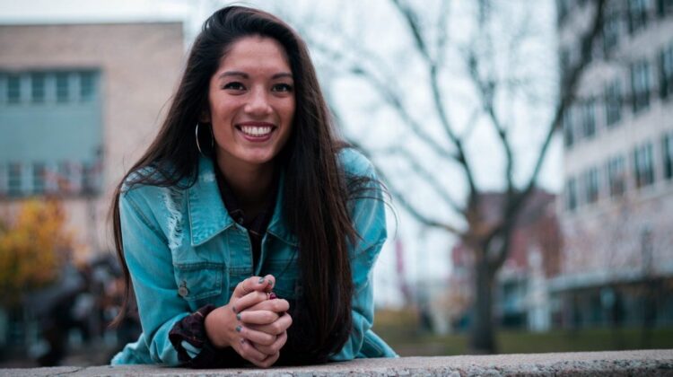 Tessa Phongsavath headshot