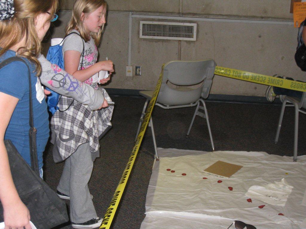 Expanding Your Horizons, Fall 2011 - CNAS NewsWatch