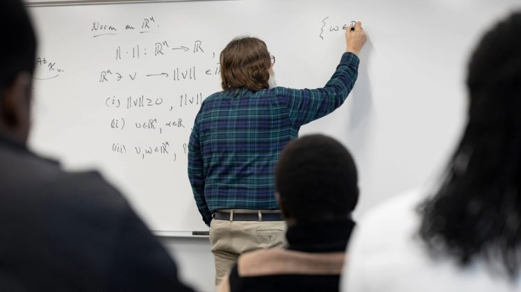 Math 721 class with Dr. Bray in Pummell 204