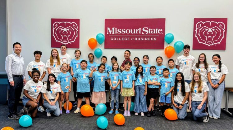 The camp participants with their mentors and faculty members.