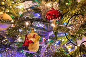 Close up photo of Christmas decorations on a tree