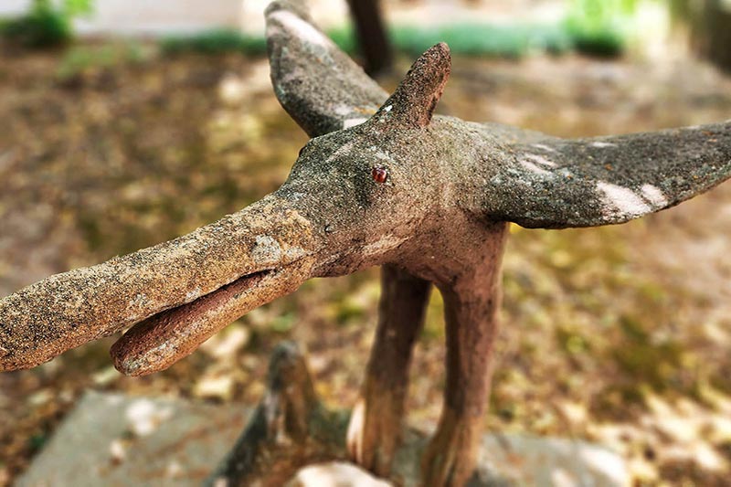 Sculpture of prehistoric bird
